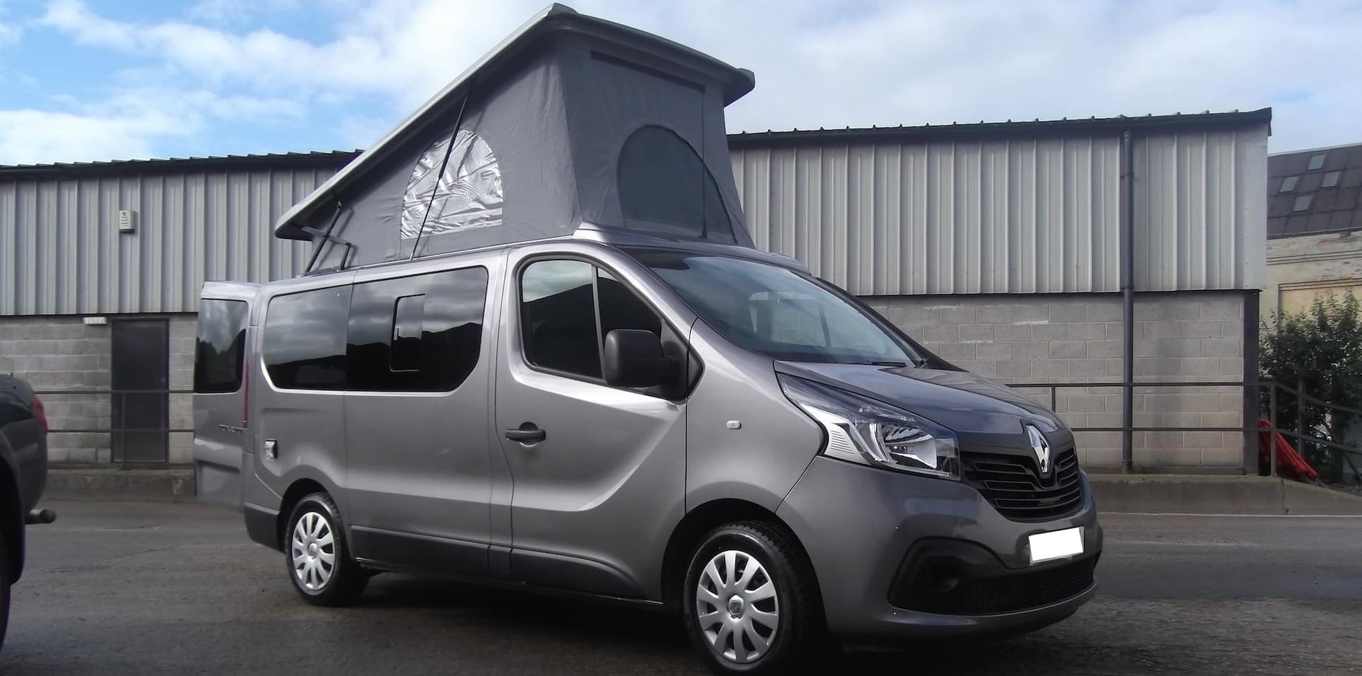 Vauxhall vivaro pop store up roof conversion